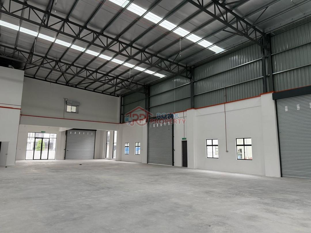 WhatsApp-Image-2025-05-05-at-09.41.54_40d73d74