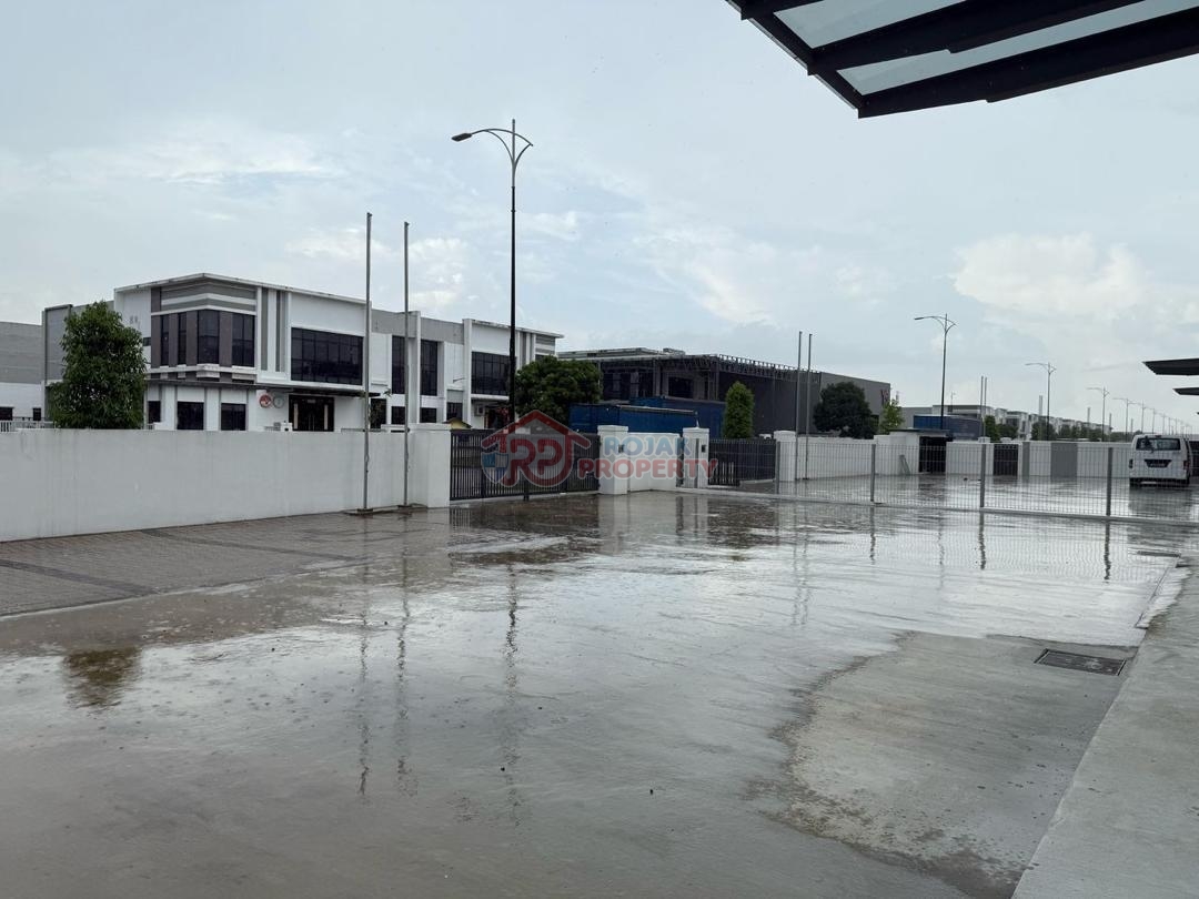 WhatsApp-Image-2025-05-05-at-09.41.55_93b2cffd