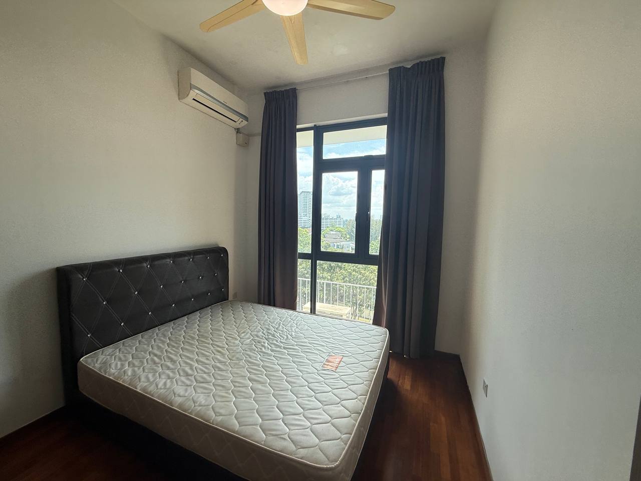 040ae1b5-295b-48b0-914a-627d74018d98