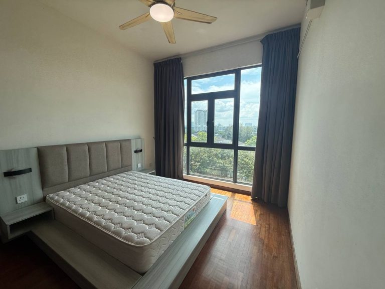 05d8de55-9c7d-429f-8645-ac2d4d67d9c4