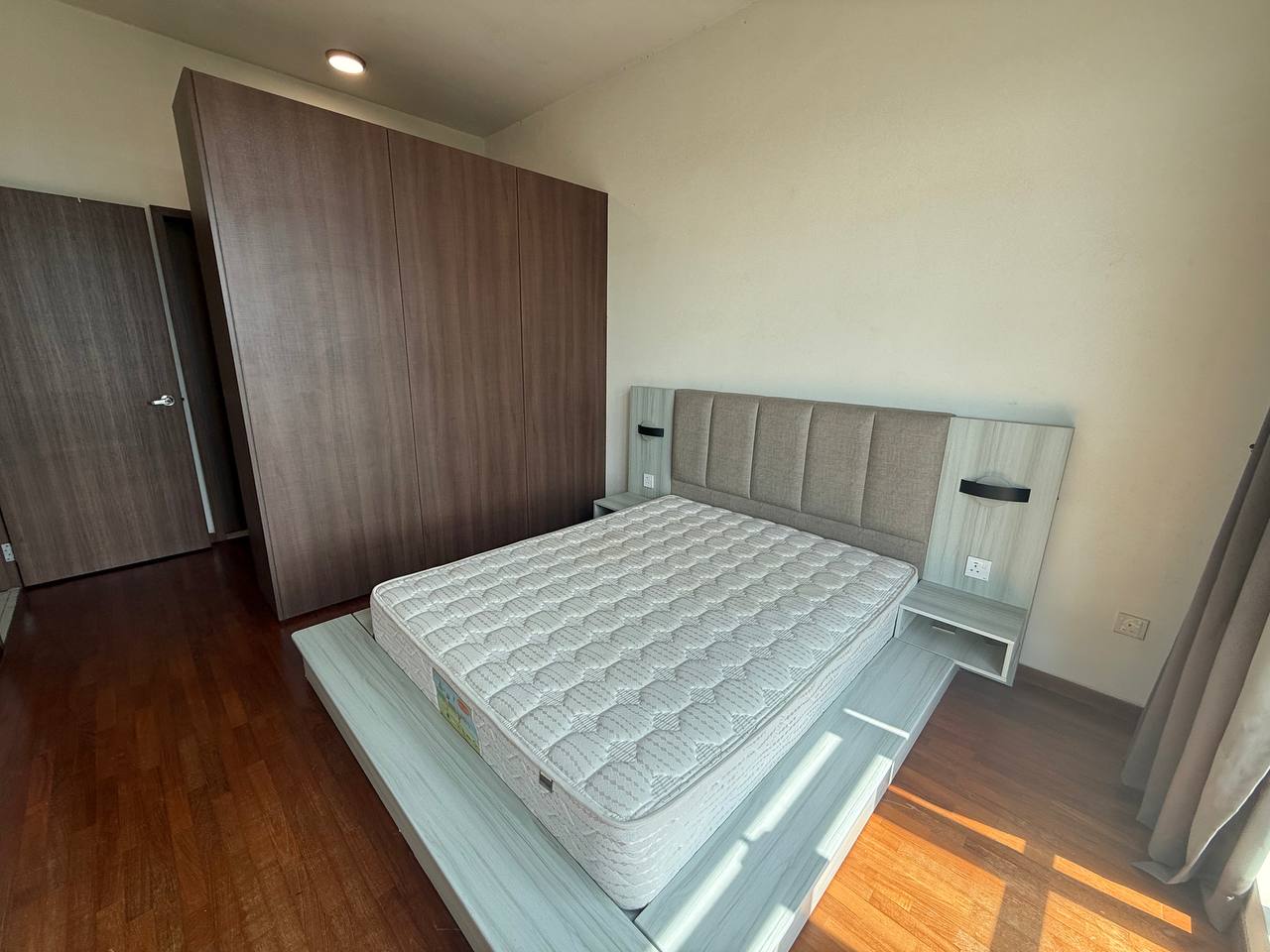 c864fe4e-4e8c-4d89-9ba2-8321c95d3a09